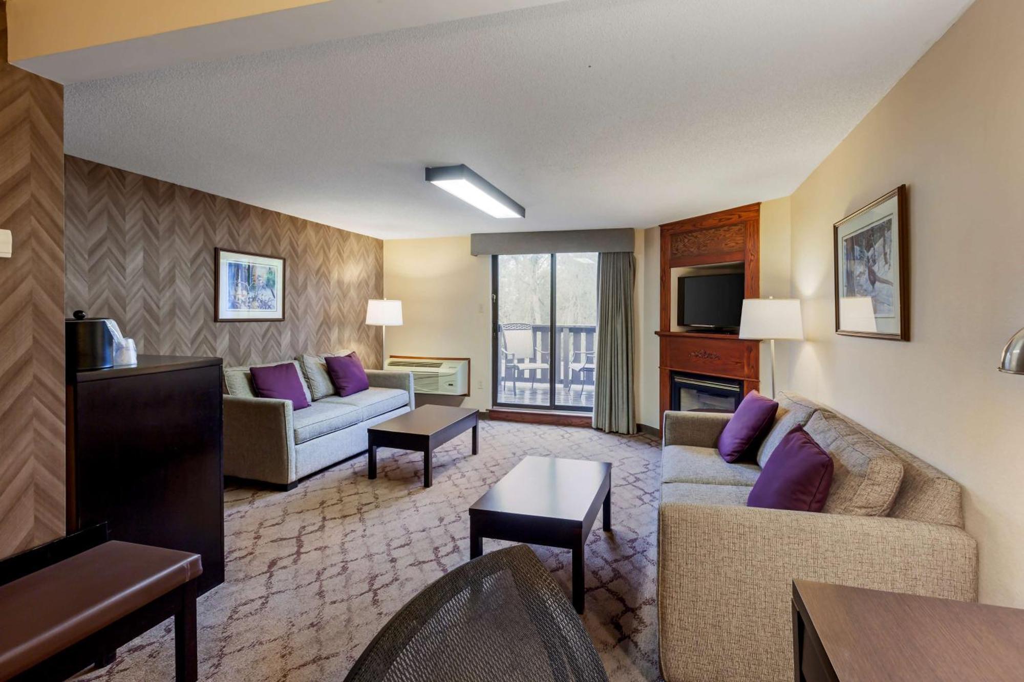 Best Western Plus Otonabee Inn Peterborough Bagian luar foto